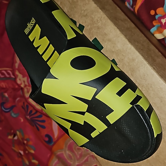 Slides - Picture 2 of 5